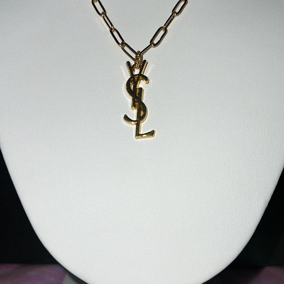 1408. Elegant YSL zipper pull / charm on a 18k gold plated necklace. - Picture 5 of 5